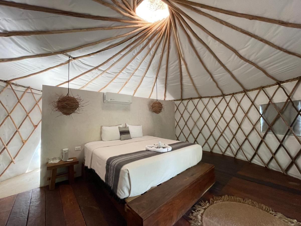 Huaya Camp Apartment Плая дел Кармен Екстериор снимка