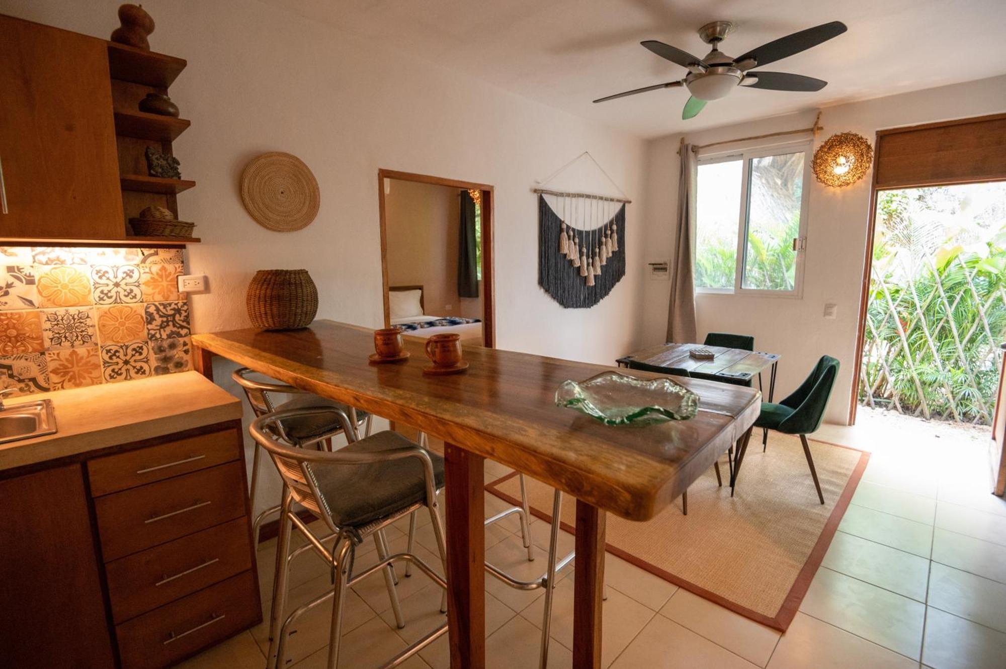 Huaya Camp Apartment Плая дел Кармен Екстериор снимка