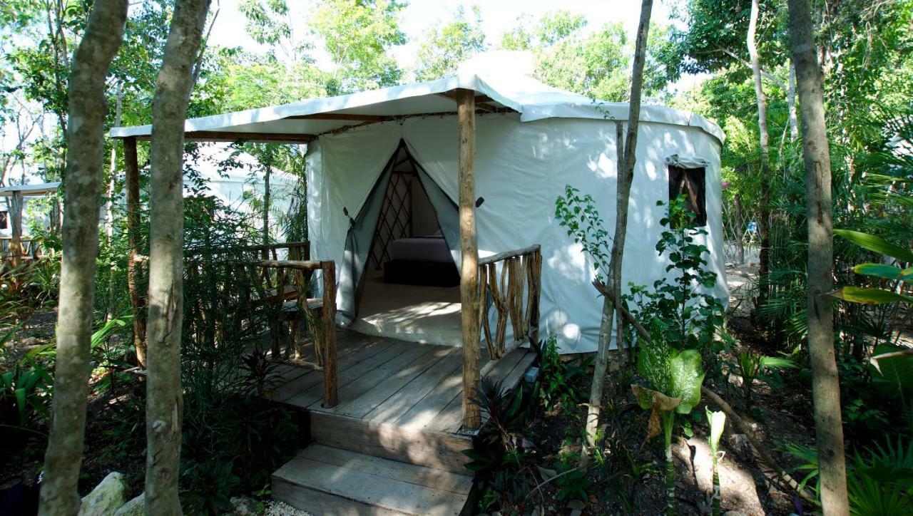 Huaya Camp Apartment Плая дел Кармен Екстериор снимка