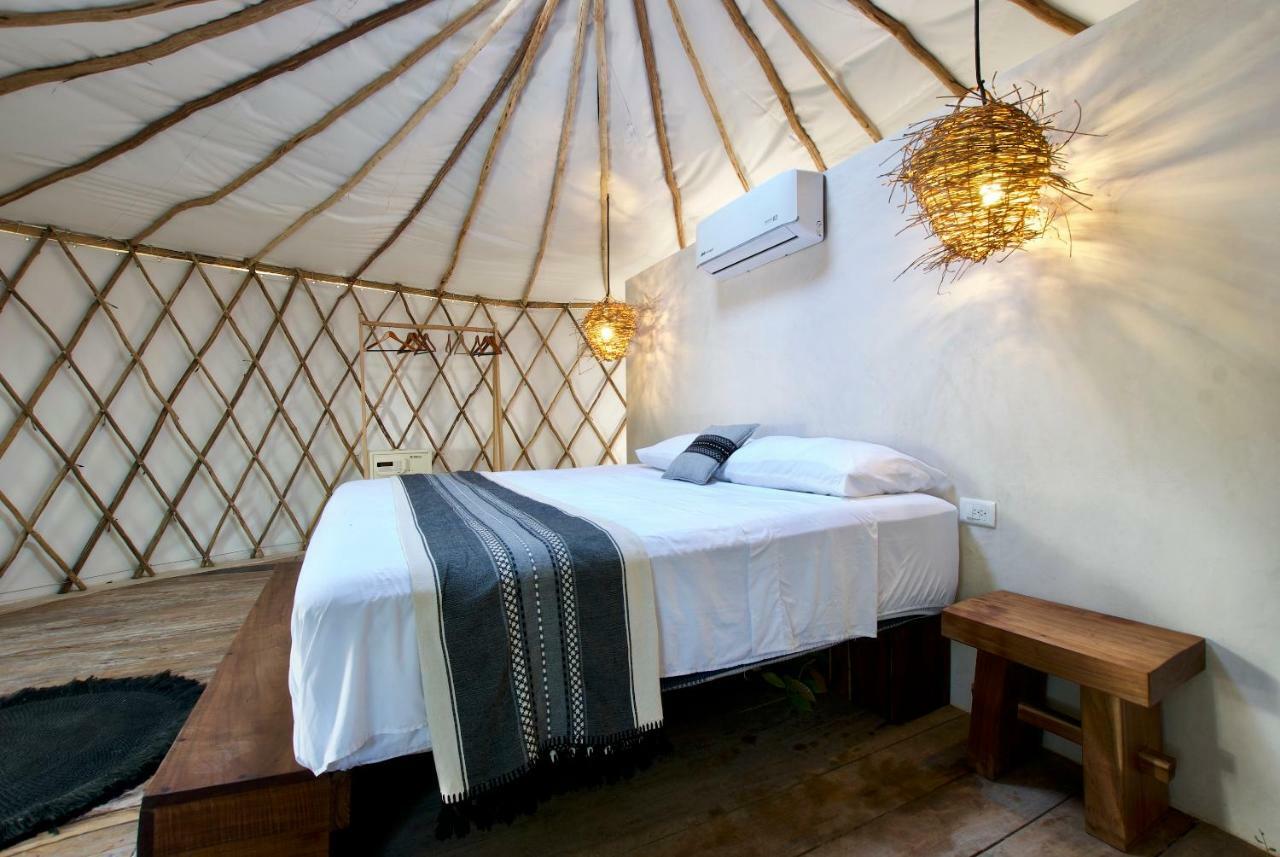 Huaya Camp Apartment Плая дел Кармен Екстериор снимка